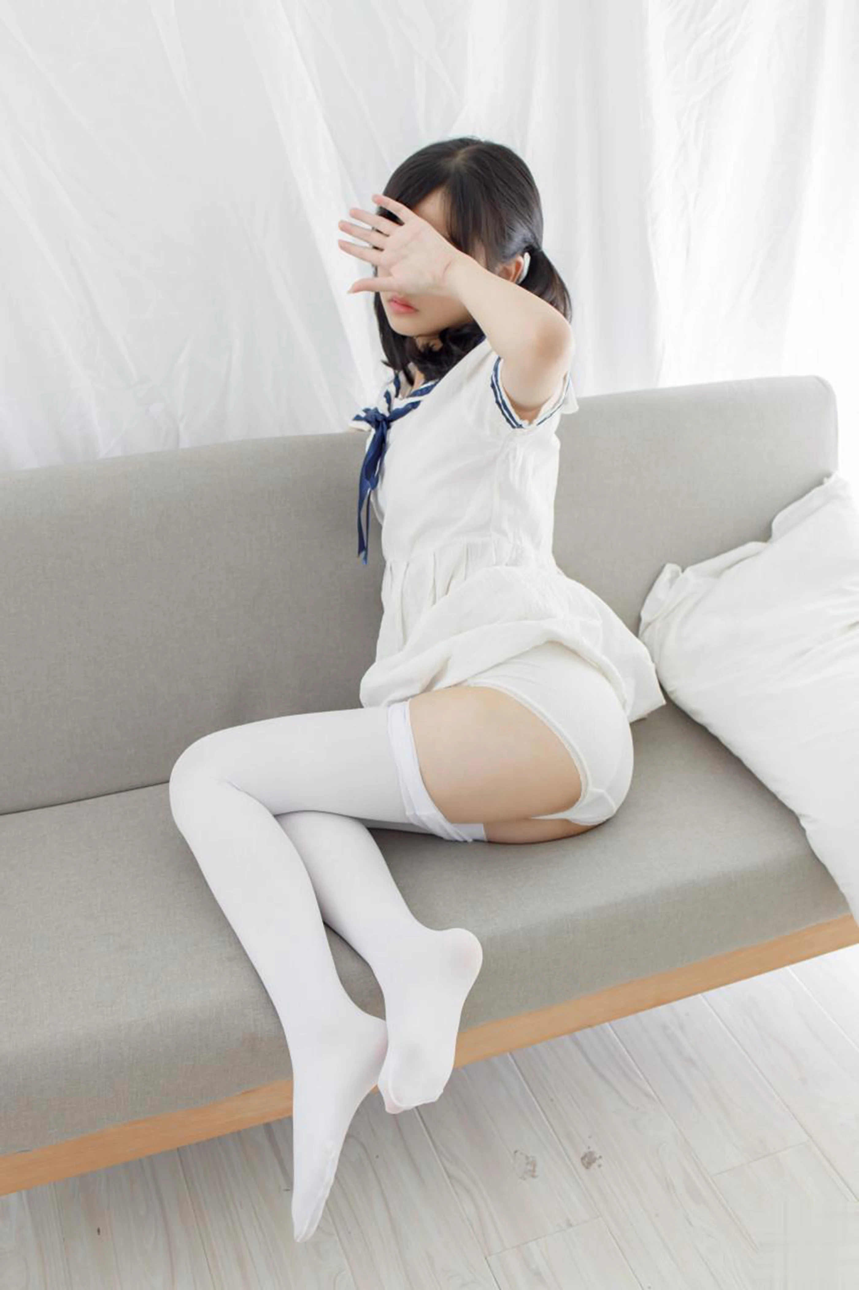 森萝财团 内部-002 小香 [122P] 1
